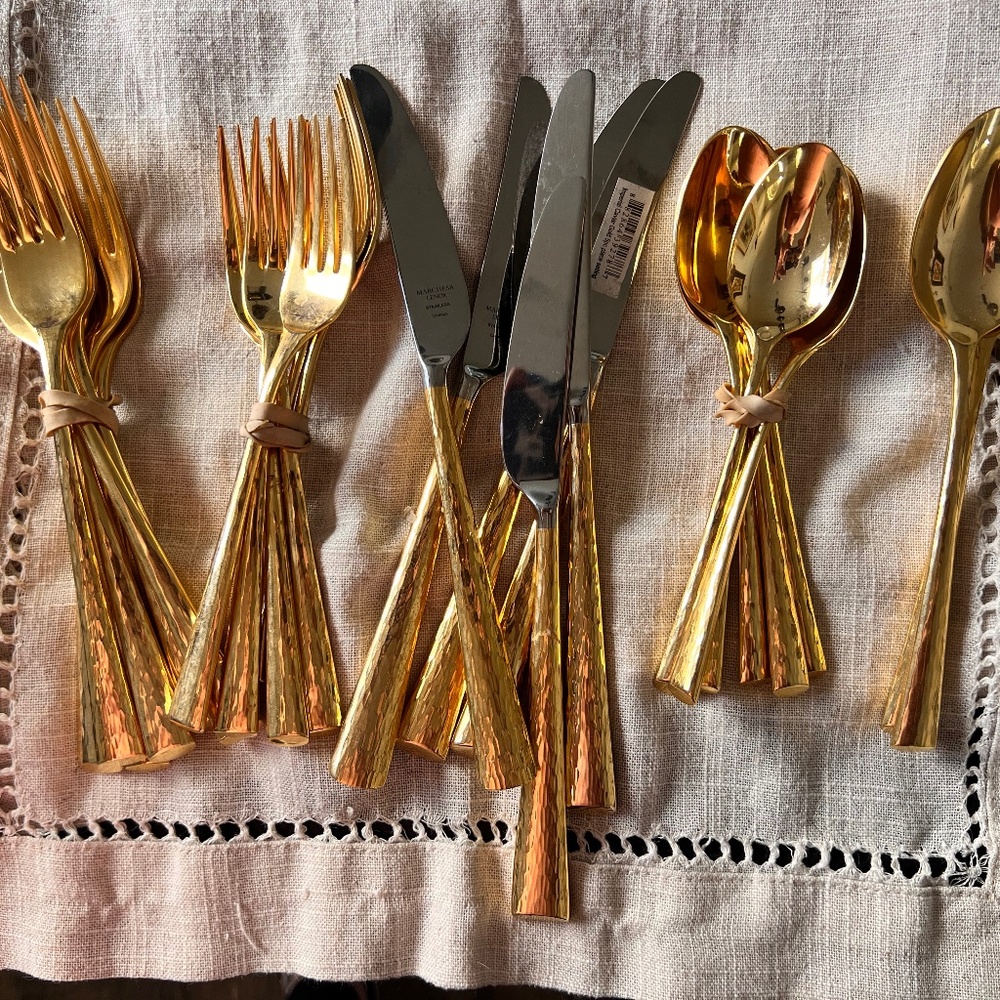 Imperial Caviar Gold 5pc setting (missing 4 tablespoons) set of 6
